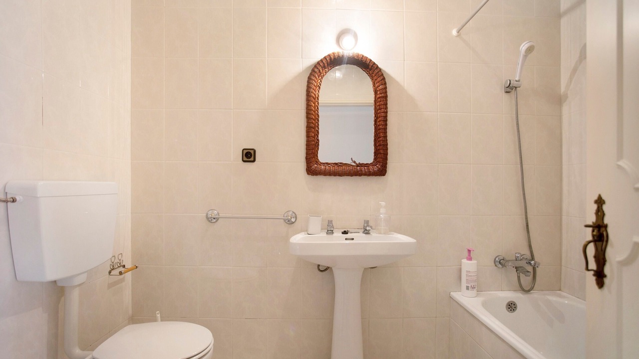 Photo of Bathroom in Sao Martinho do Porto
