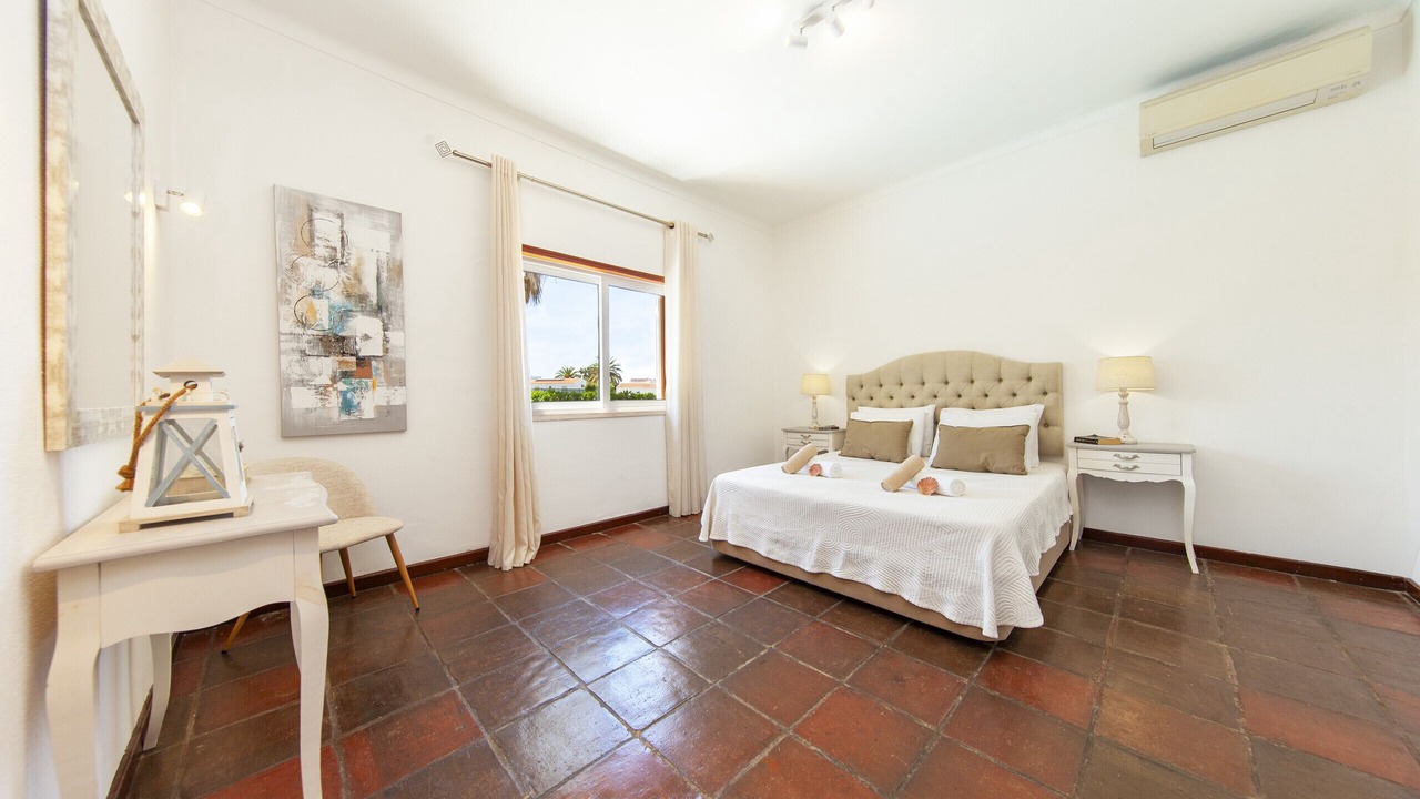 Photo of Bedroom in Gale