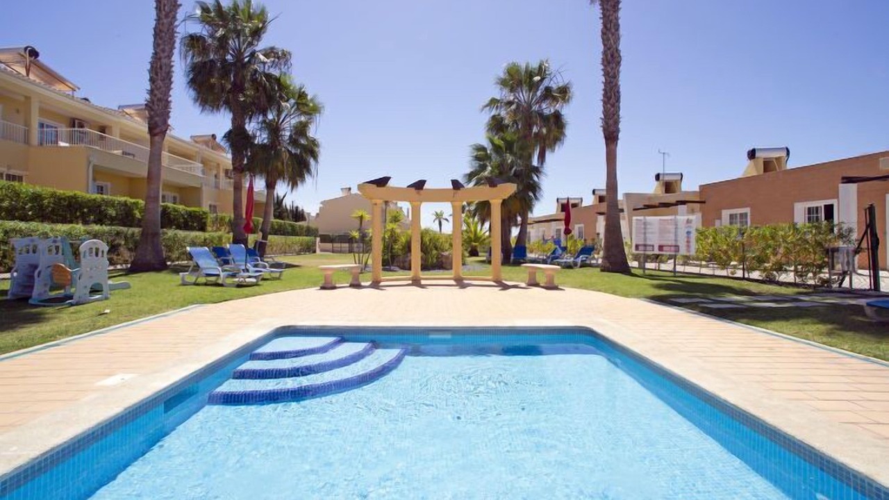 Photo of Outdoor in Pera
