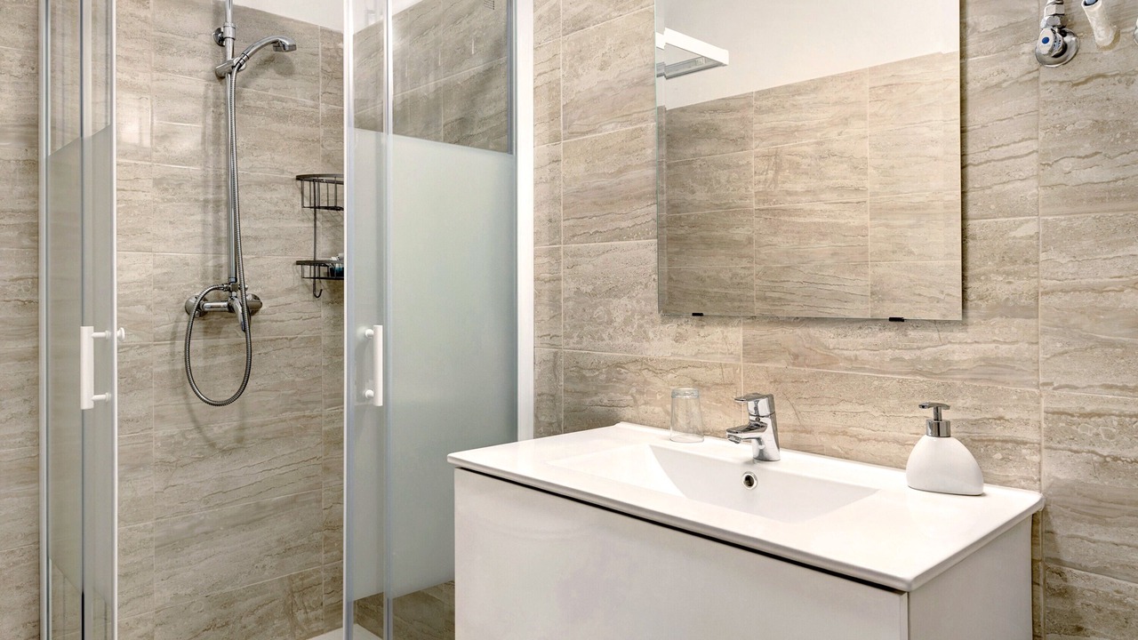 Photo of Bathroom in Colares