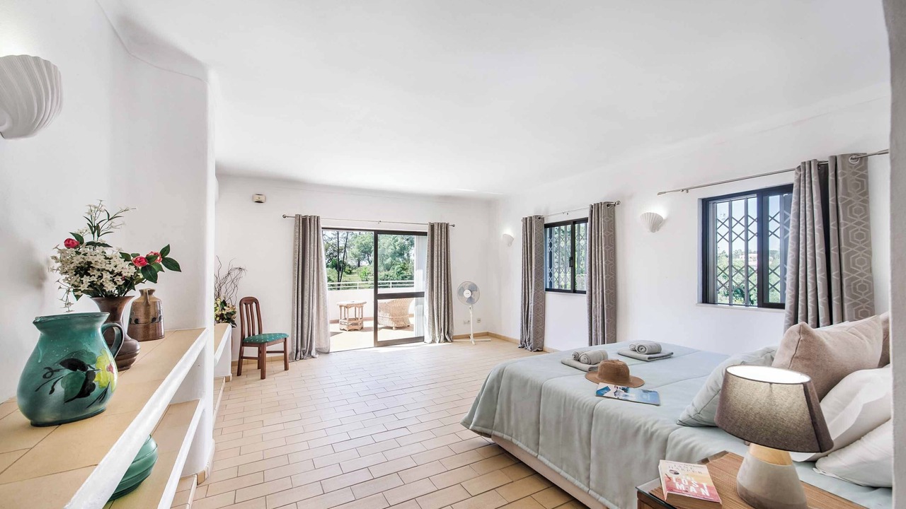 Photo of Bedroom in Caramujeira