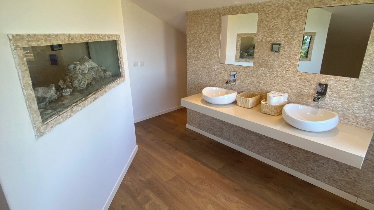 Photo of Bathroom in Lamas