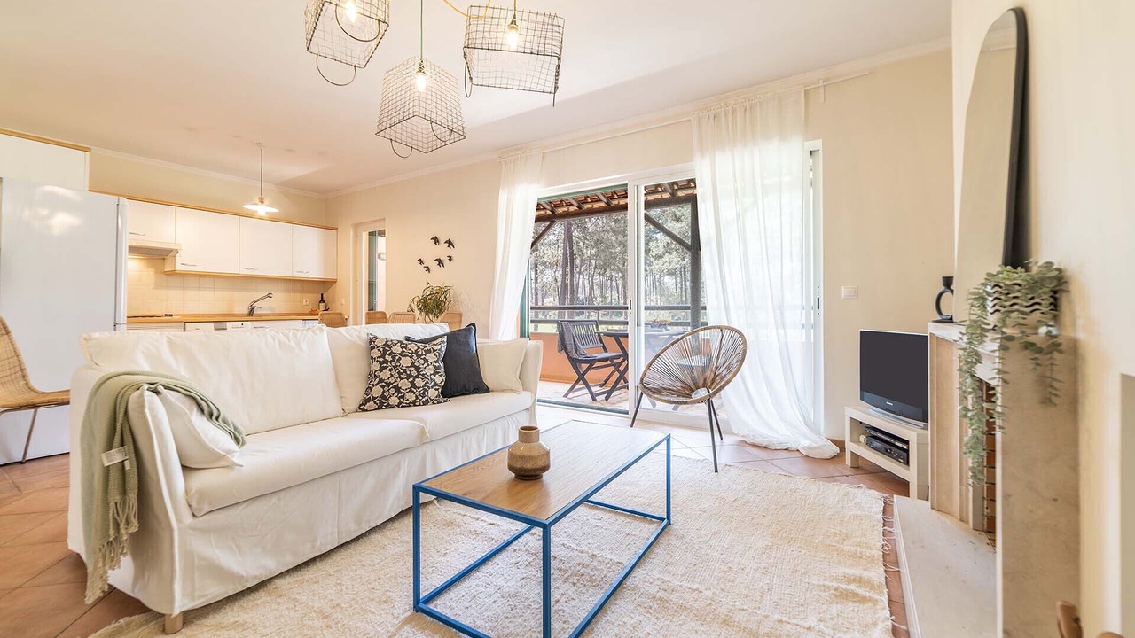 Photo of Bedroom in Charneca de Caparica e Sobreda