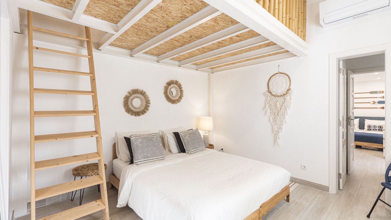 Photo of Bedroom in Estoril