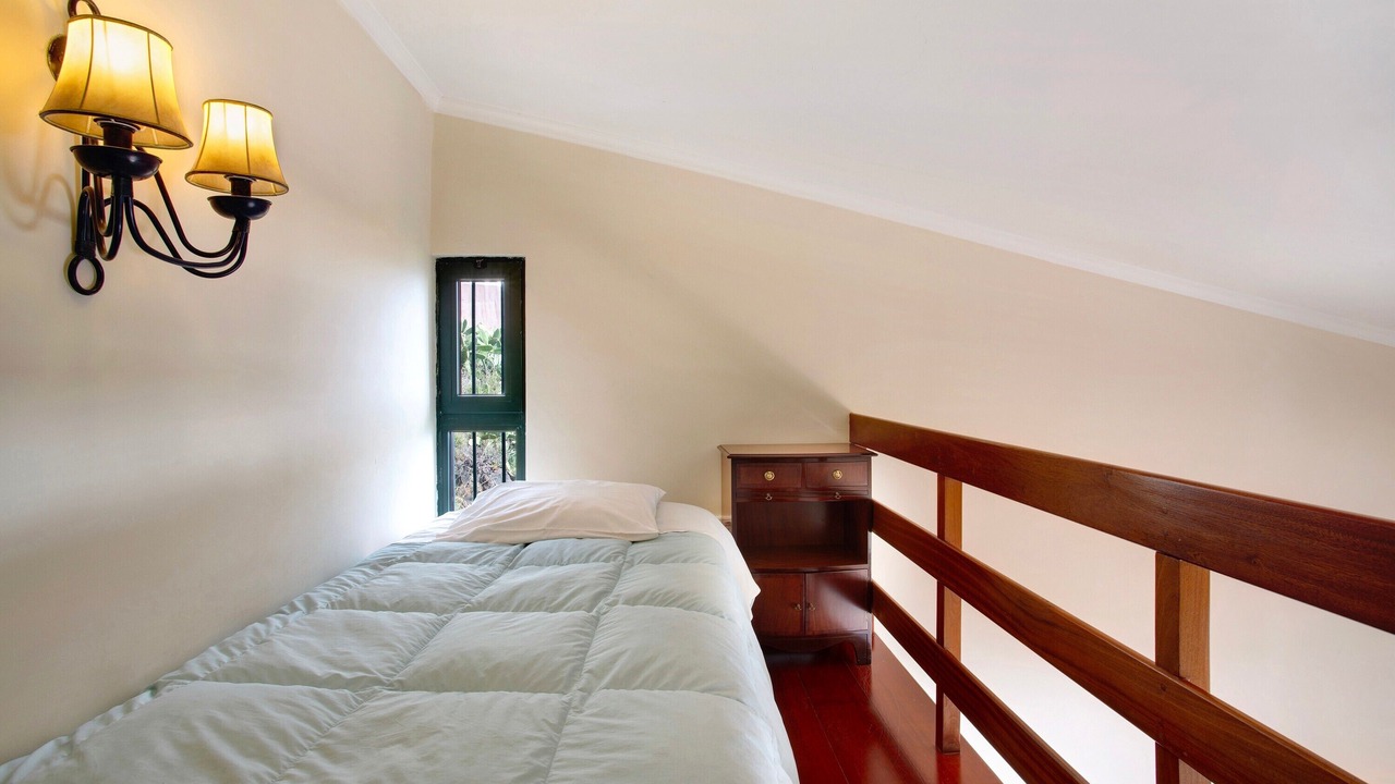 Photo of Bedroom in Canico