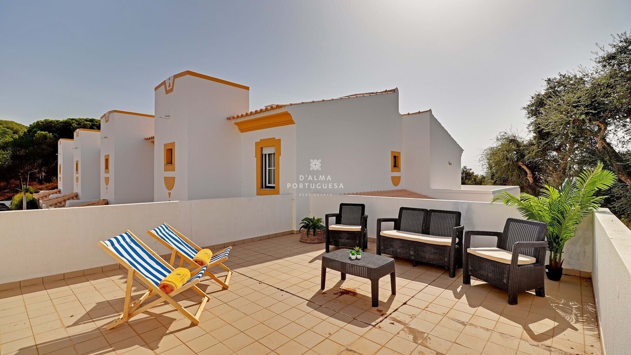Photo of Patio Balcony in Vale de Carro