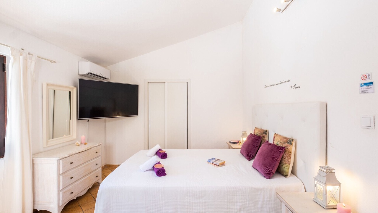 Photo of Bedroom in Mato Serrao
