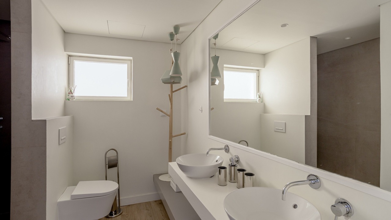 Photo of Bathroom in Cascais