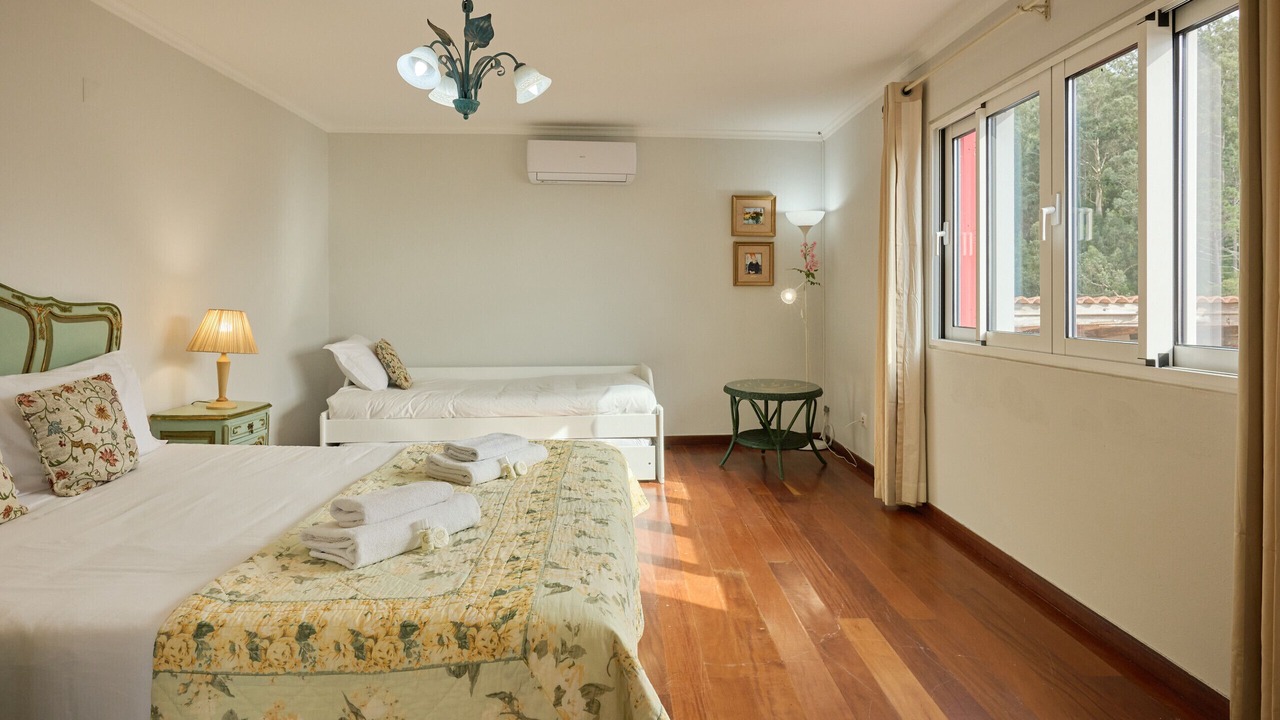 Photo of Bedroom in Calheta