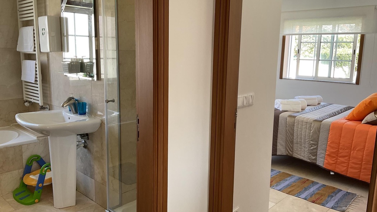 Photo of Bathroom in Esposende