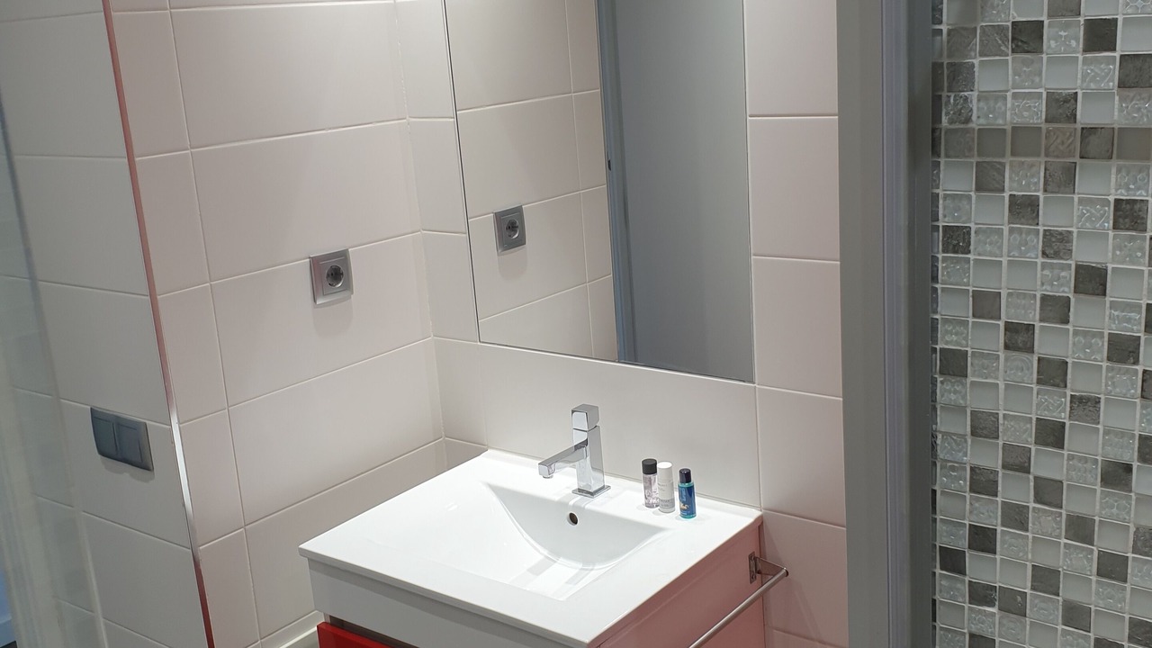 Photo of Bathroom in Peneco Beach