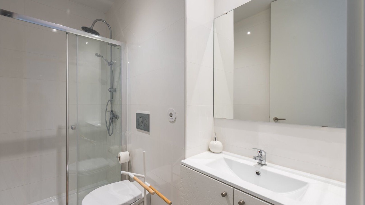Photo of Bathroom in Leixões