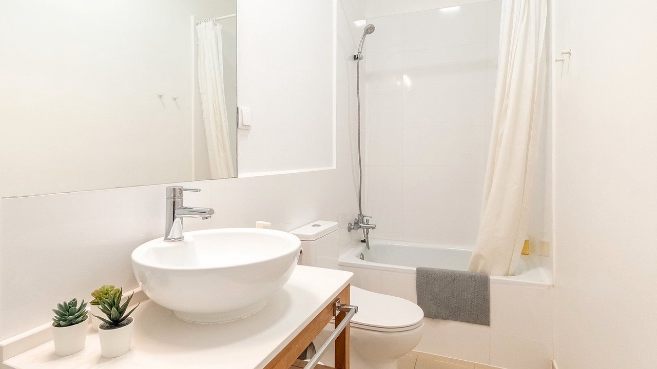 Photo of Bathroom in Sao Jorge de Arroios