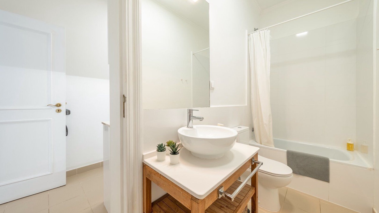 Photo of Bathroom in Sao Jorge de Arroios