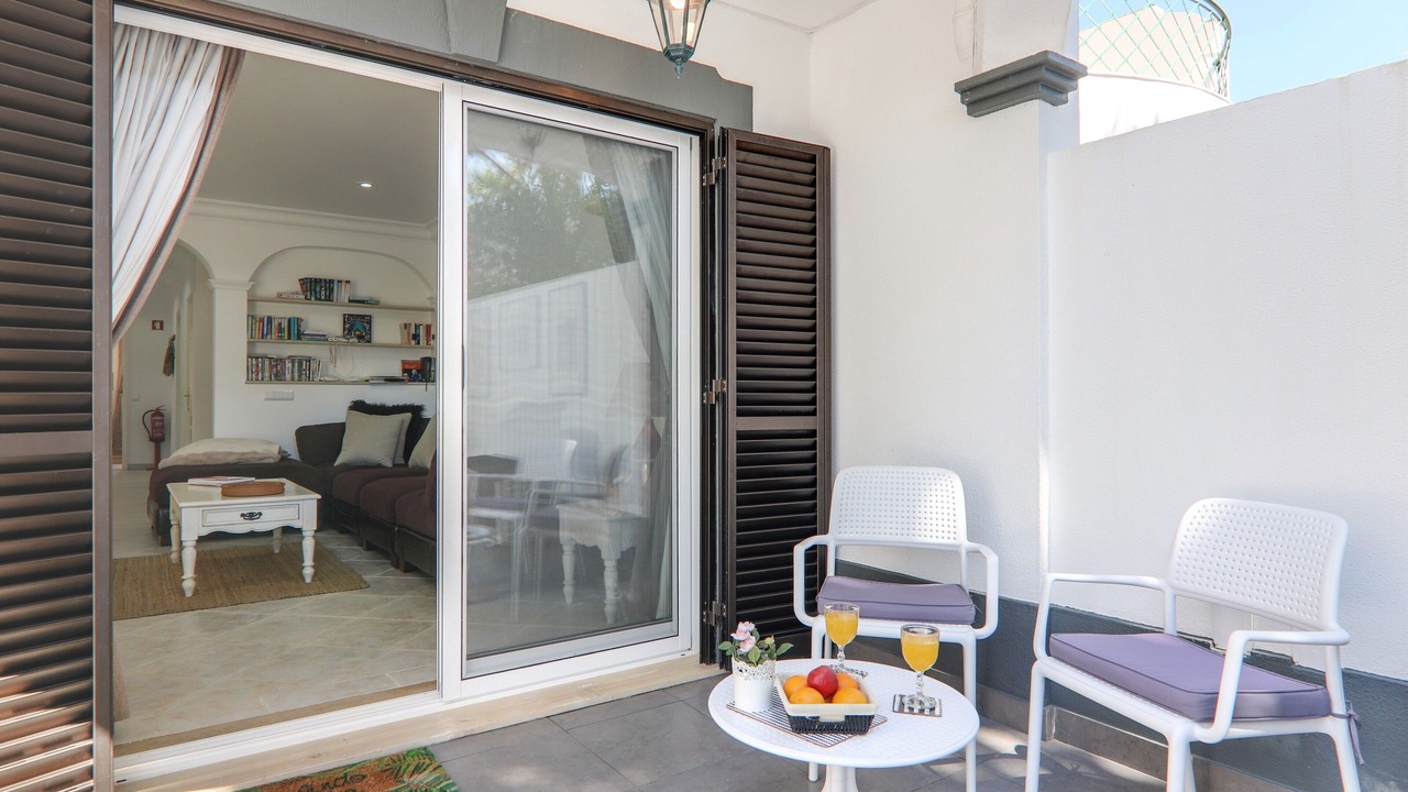 Photo of Patio Balcony in Almancil