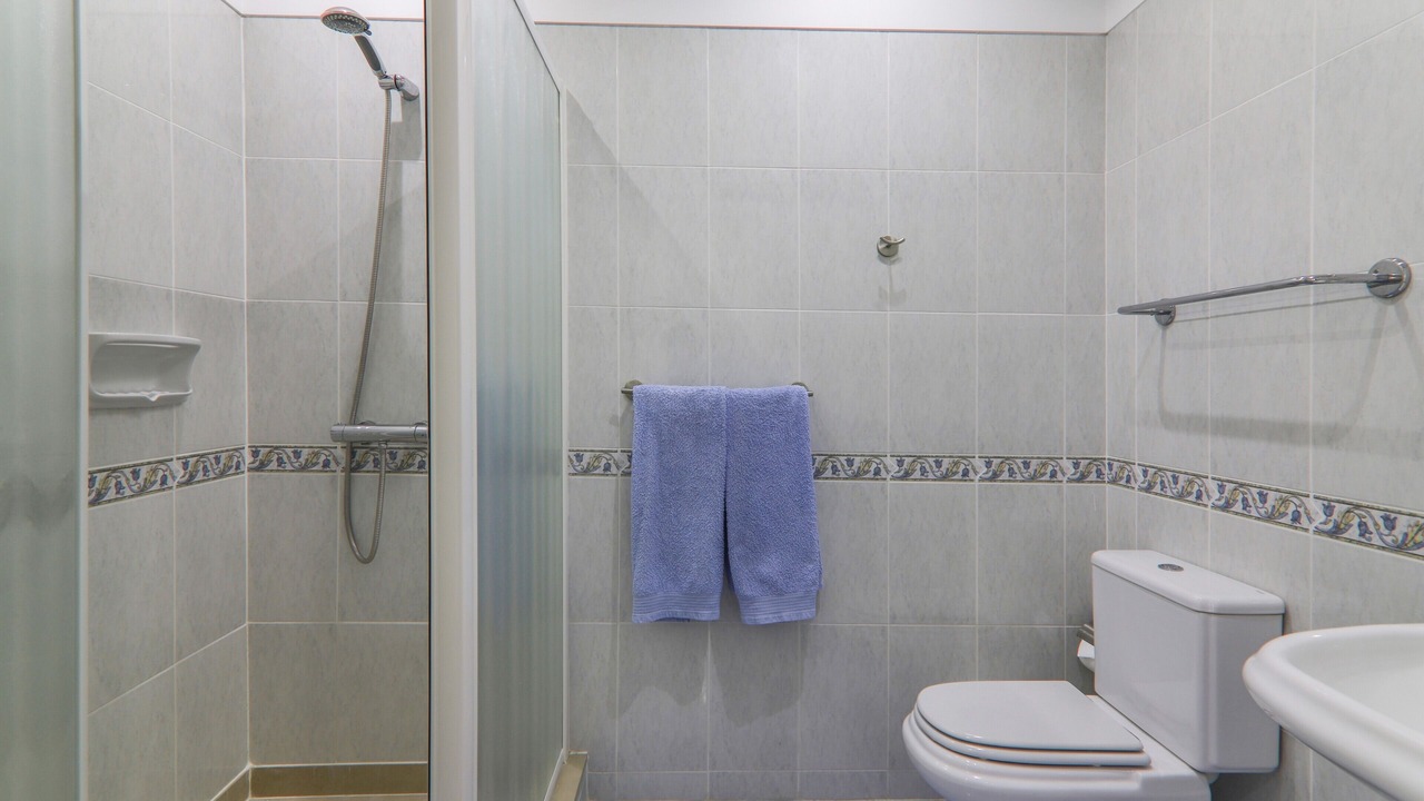 Photo of Bathroom in Almancil