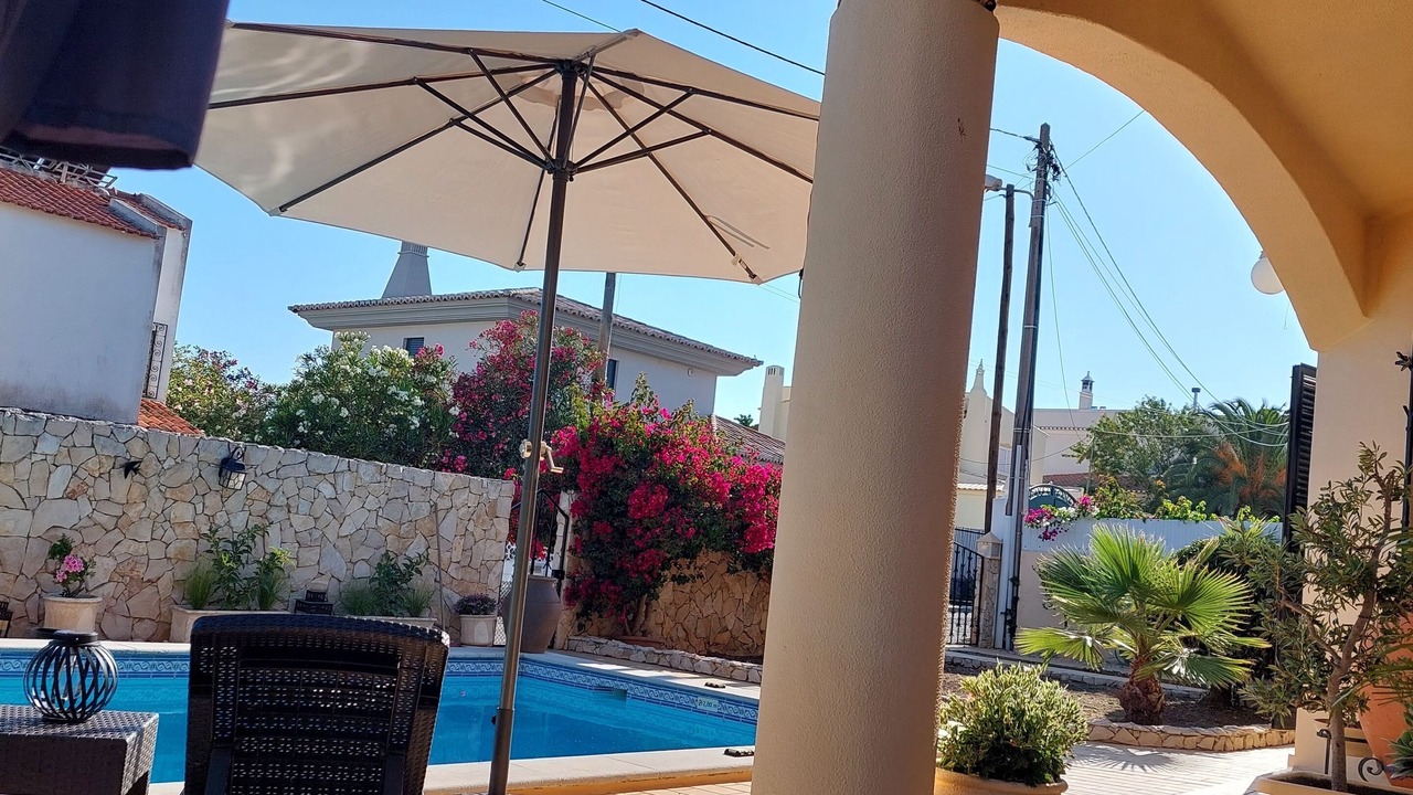 Photo of Outdoor in Estombar