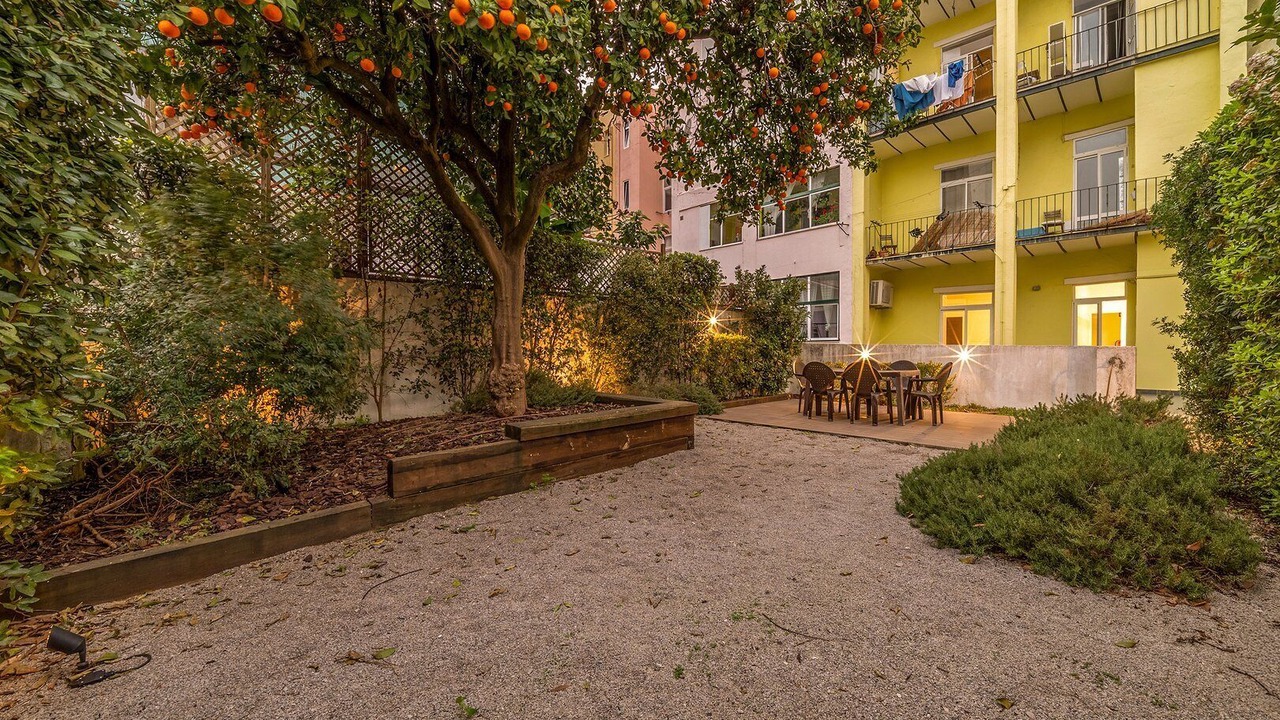 Photo of Patio Balcony in Sao Jorge de Arroios