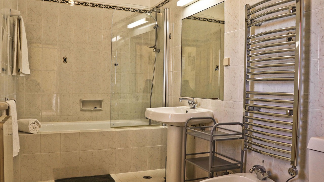 Photo of Bathroom in Gorjoes
