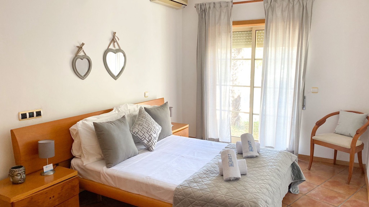 Photo of Bedroom in Alvor