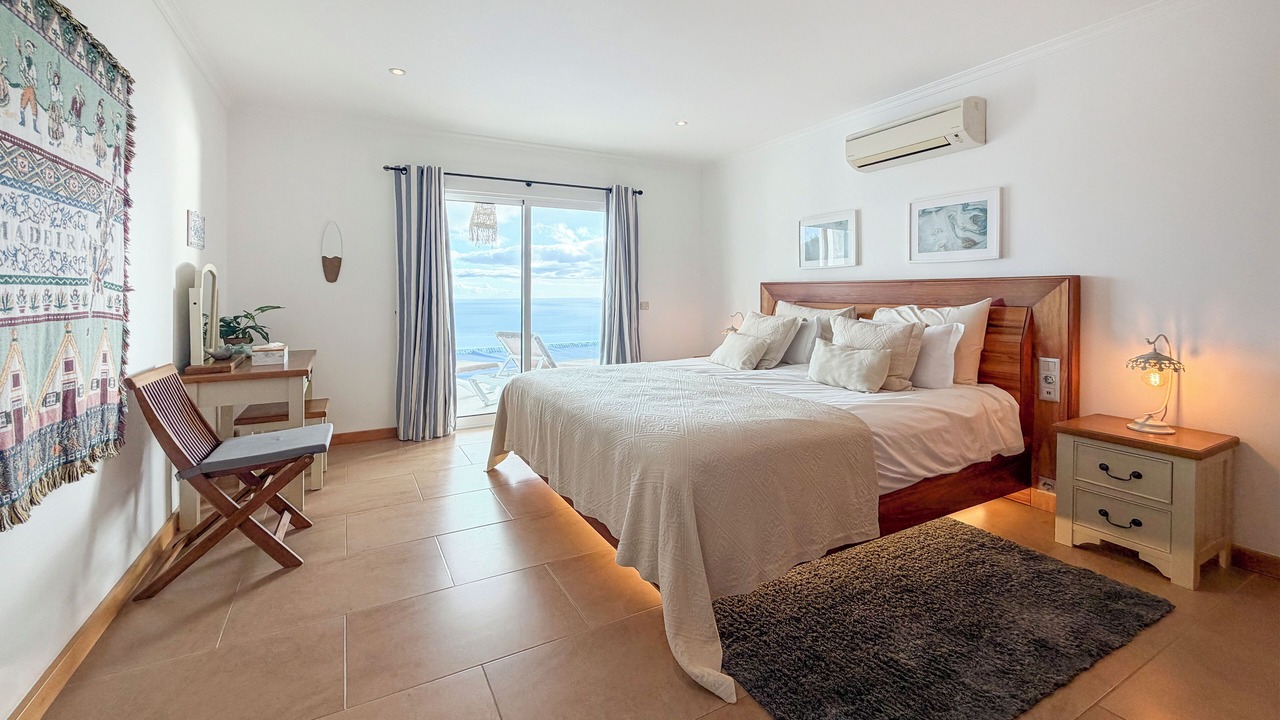 Photo of Bedroom in Arco da Calheta
