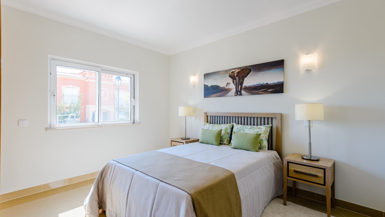 Photo of Bedroom in Atalaia