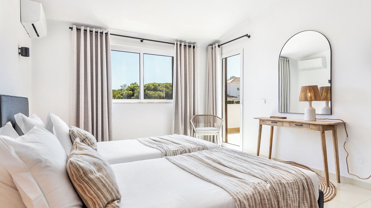 Photo of Bedroom in Vale do Lobo