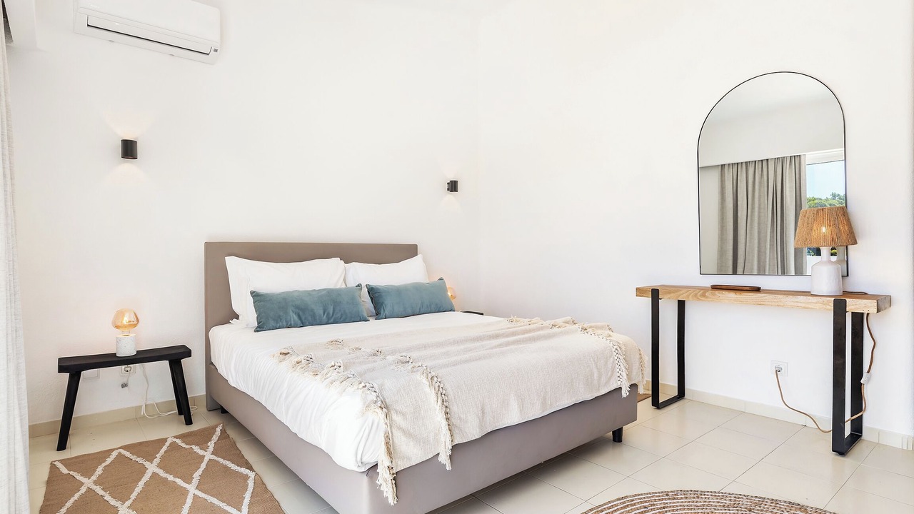 Photo of Bedroom in Vale do Lobo