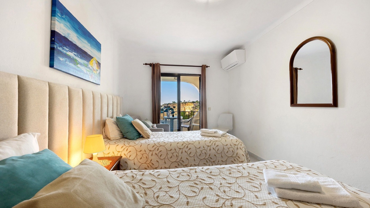 Photo of Bedroom in Vale de Centianes