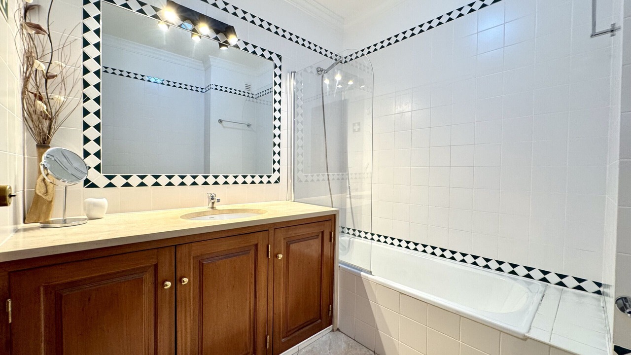 Photo of Bathroom in Salgados