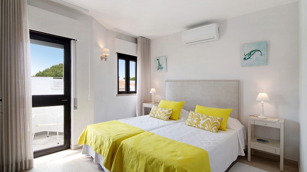 Photo of Bedroom in Vale do Lobo