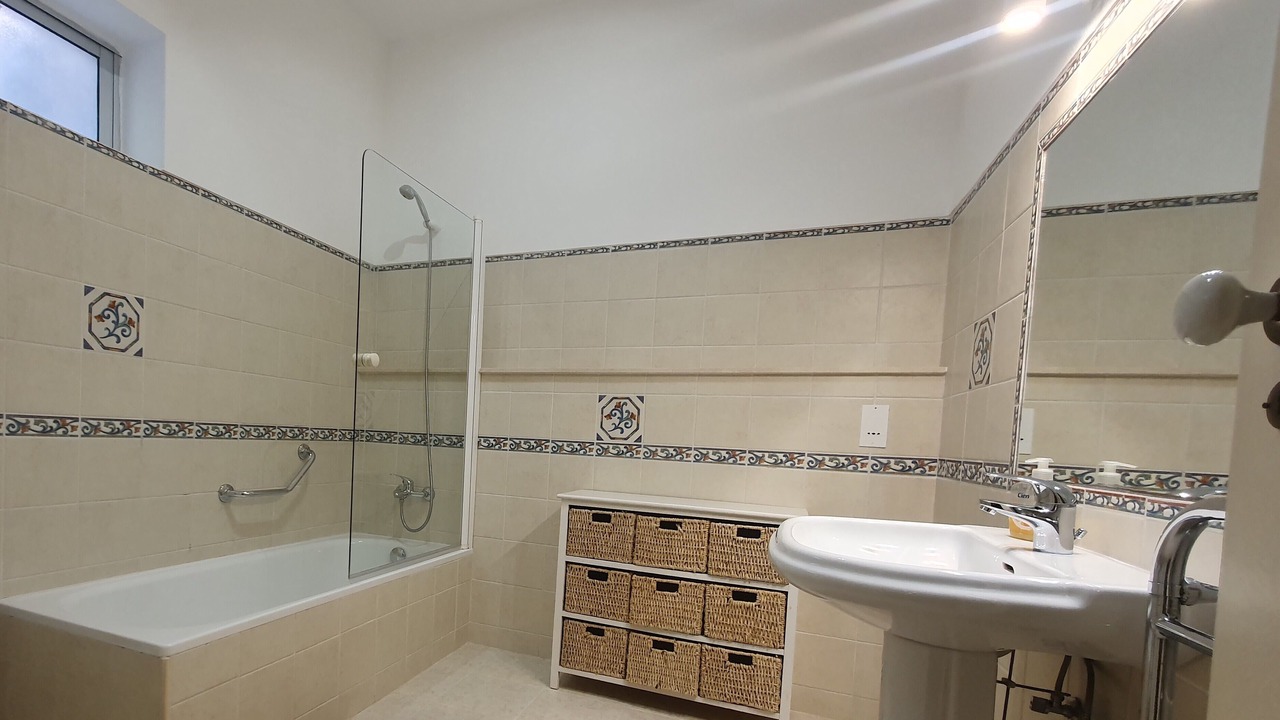 Photo of Bathroom in Quinta das Raposeiras