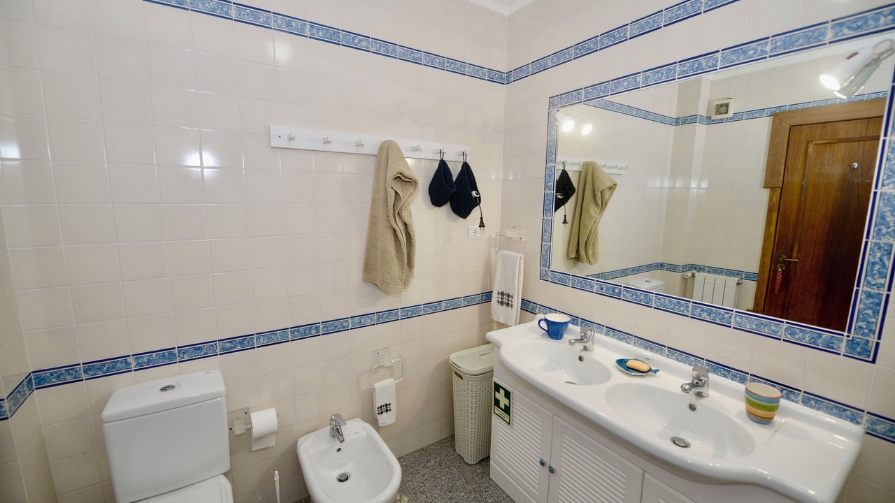 Photo of Bathroom in Sao Martinho do Porto