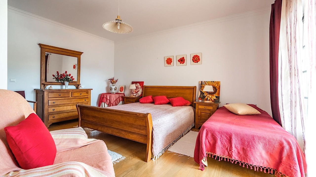 Photo of Bedroom in Azenhas do Mar