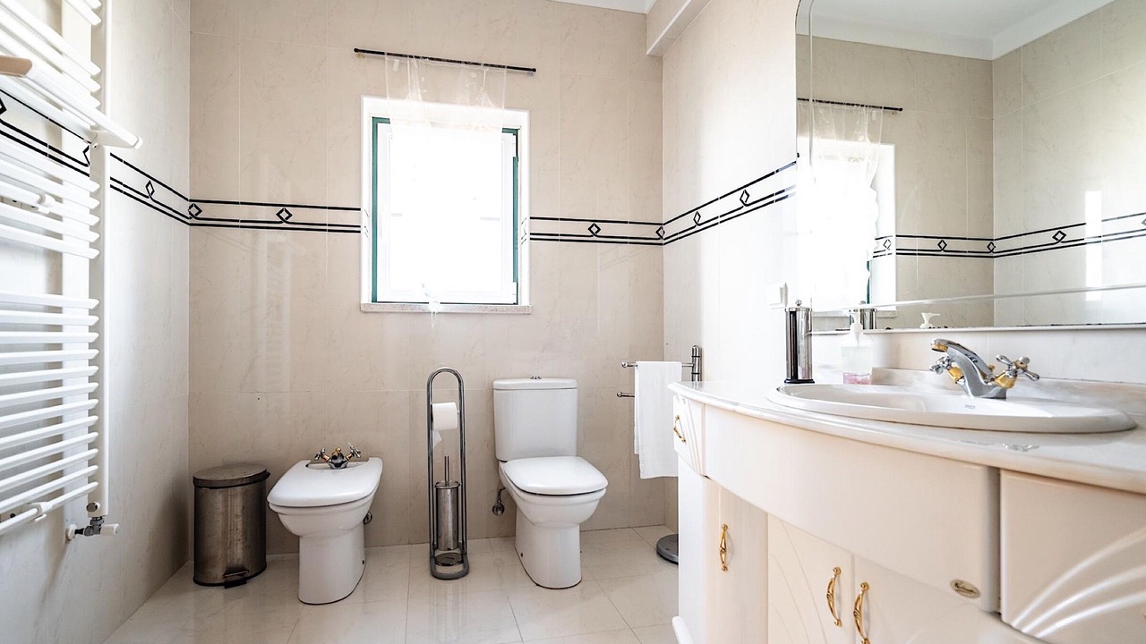 Photo of Bathroom in Azenhas do Mar