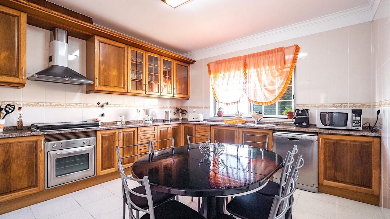 Photo of Kitchen in Azenhas do Mar