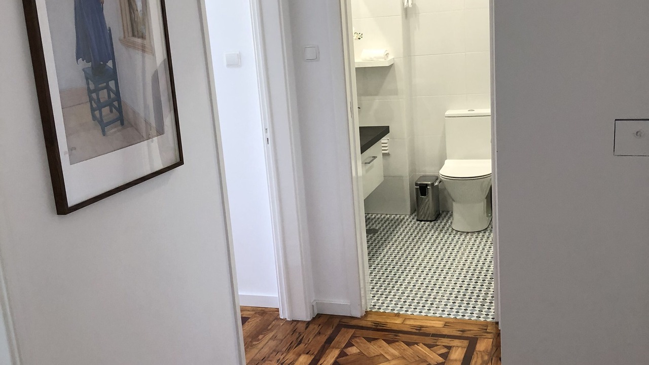Photo of Bathroom in Olivais