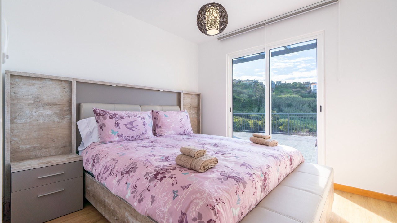 Photo of Bedroom in Calheta
