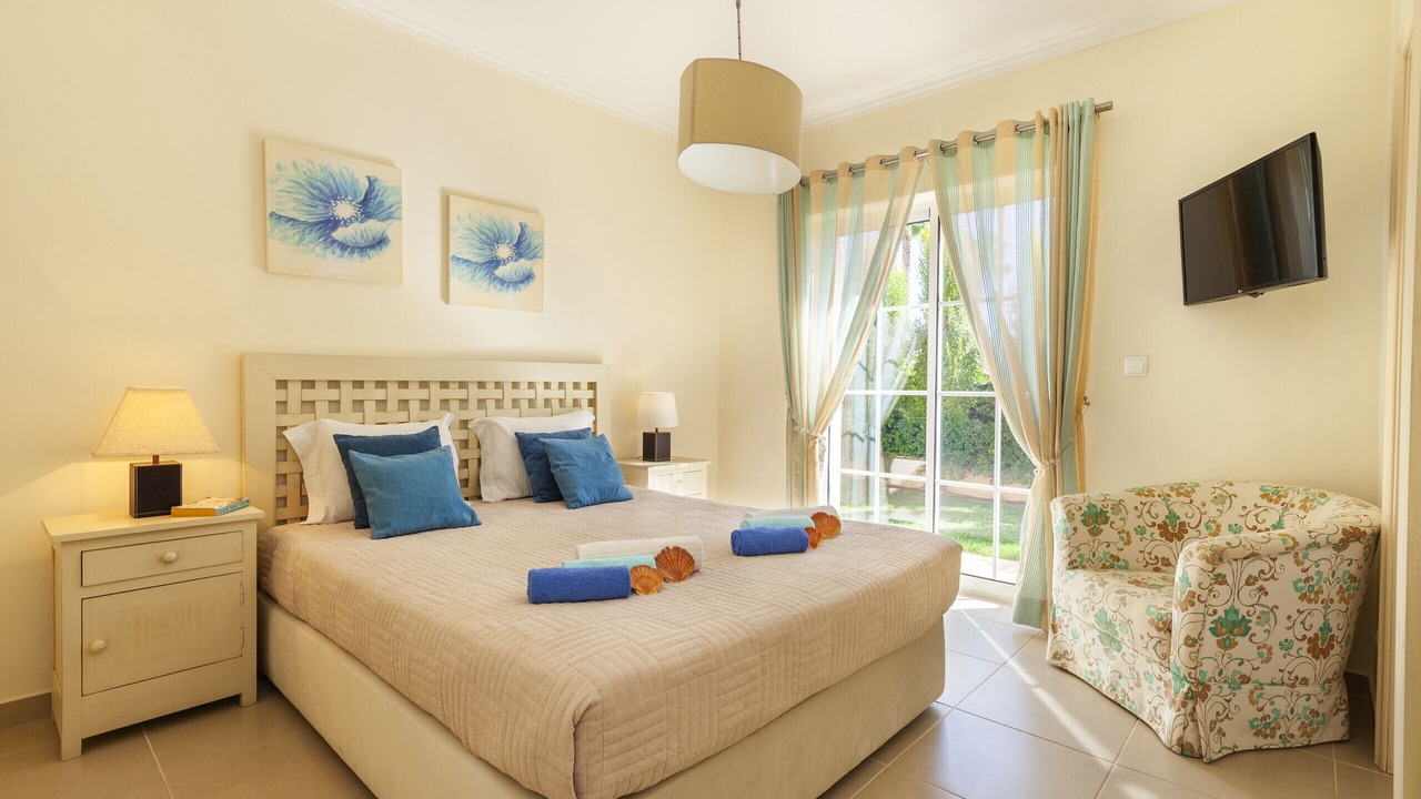 Photo of Bedroom in Almancil