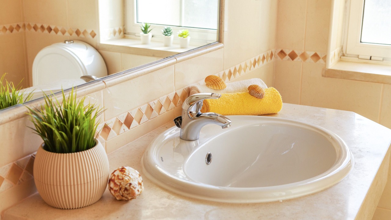 Photo of Bathroom in Almancil