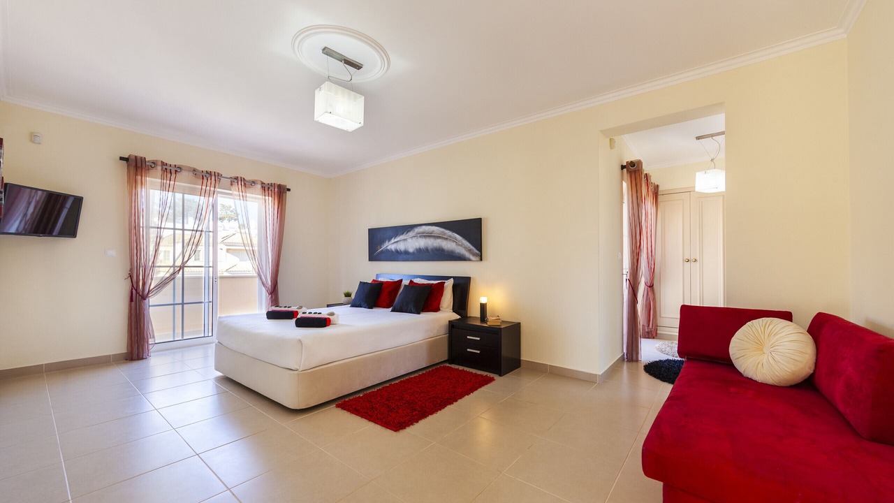 Photo of Bedroom in Almancil