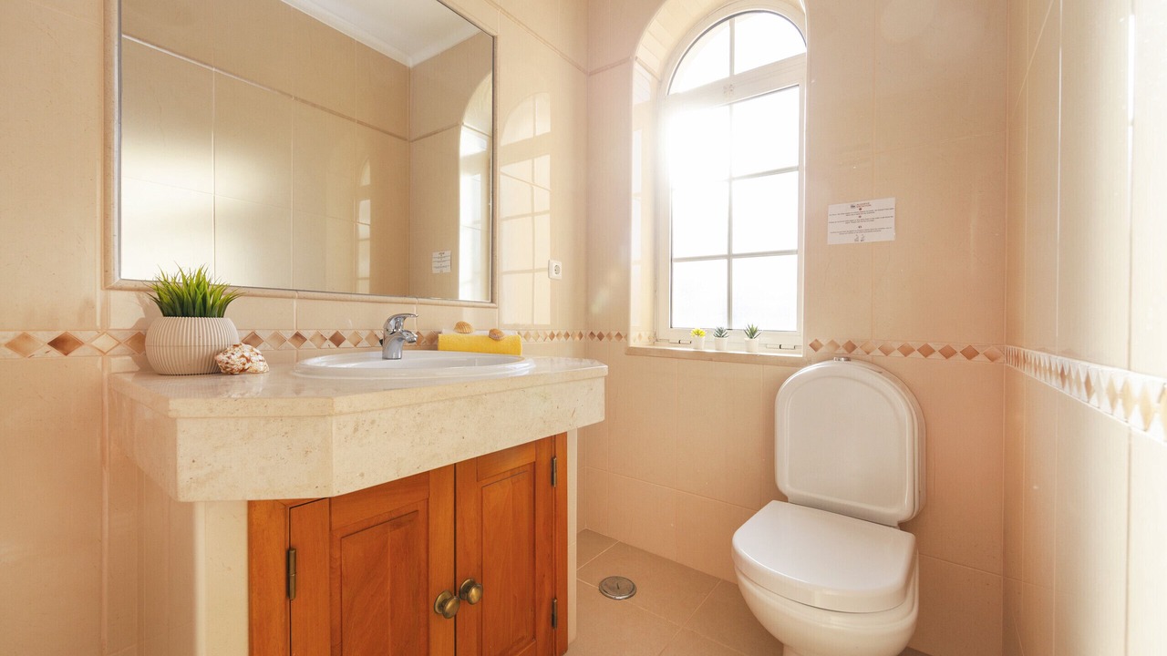 Photo of Bathroom in Almancil