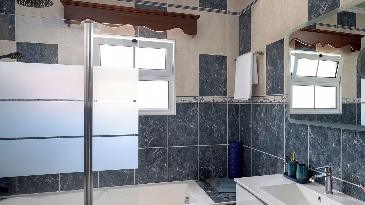 Photo of Bathroom in Estrela da Calheta