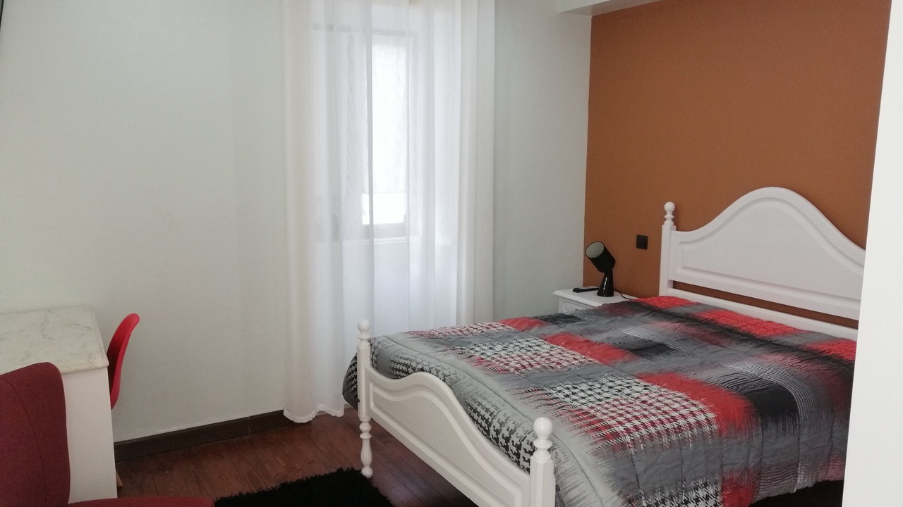 Photo of Bedroom in Marinhas