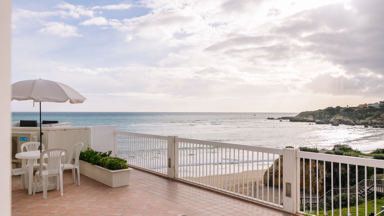 Photo of Patio Balcony in Oura