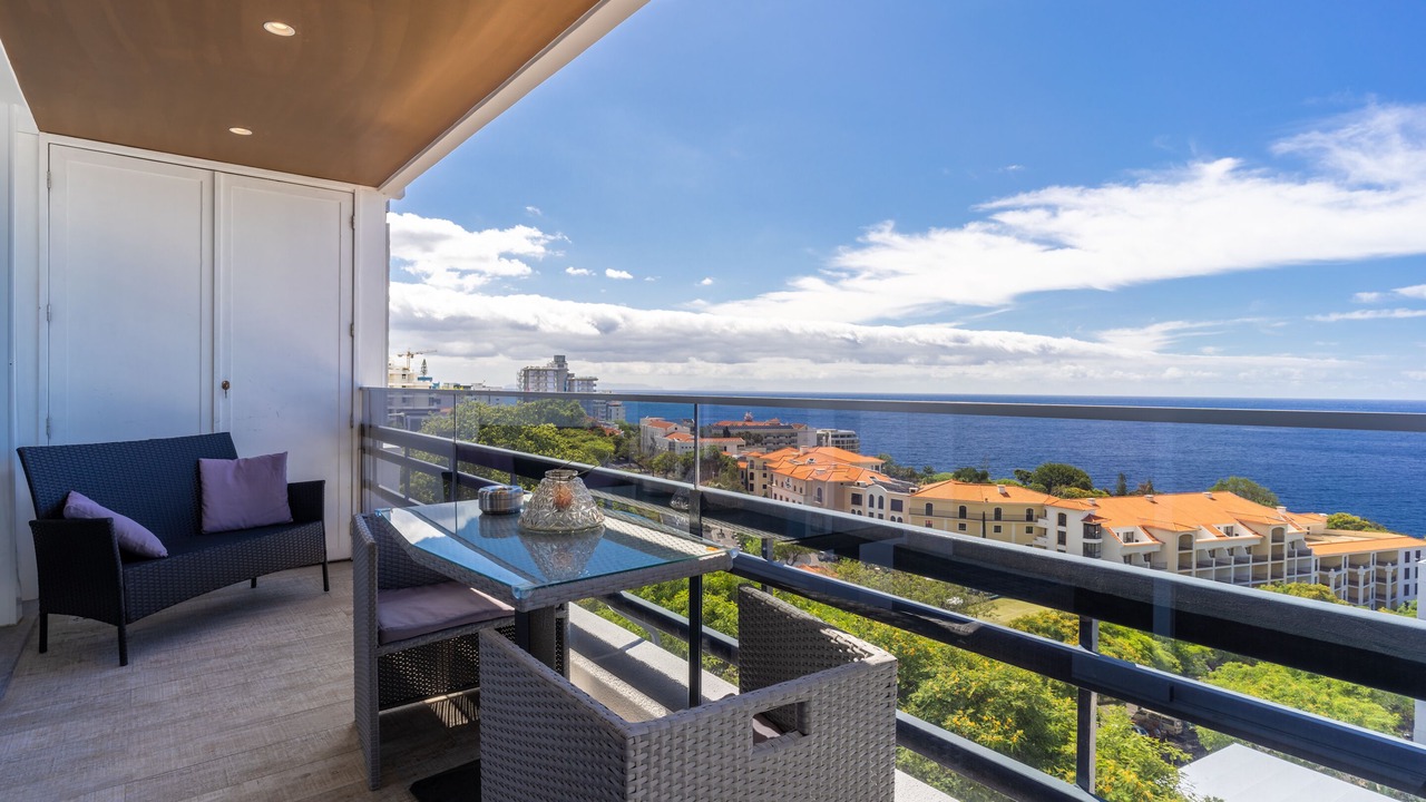 Photo of Patio Balcony in Sao Martinho