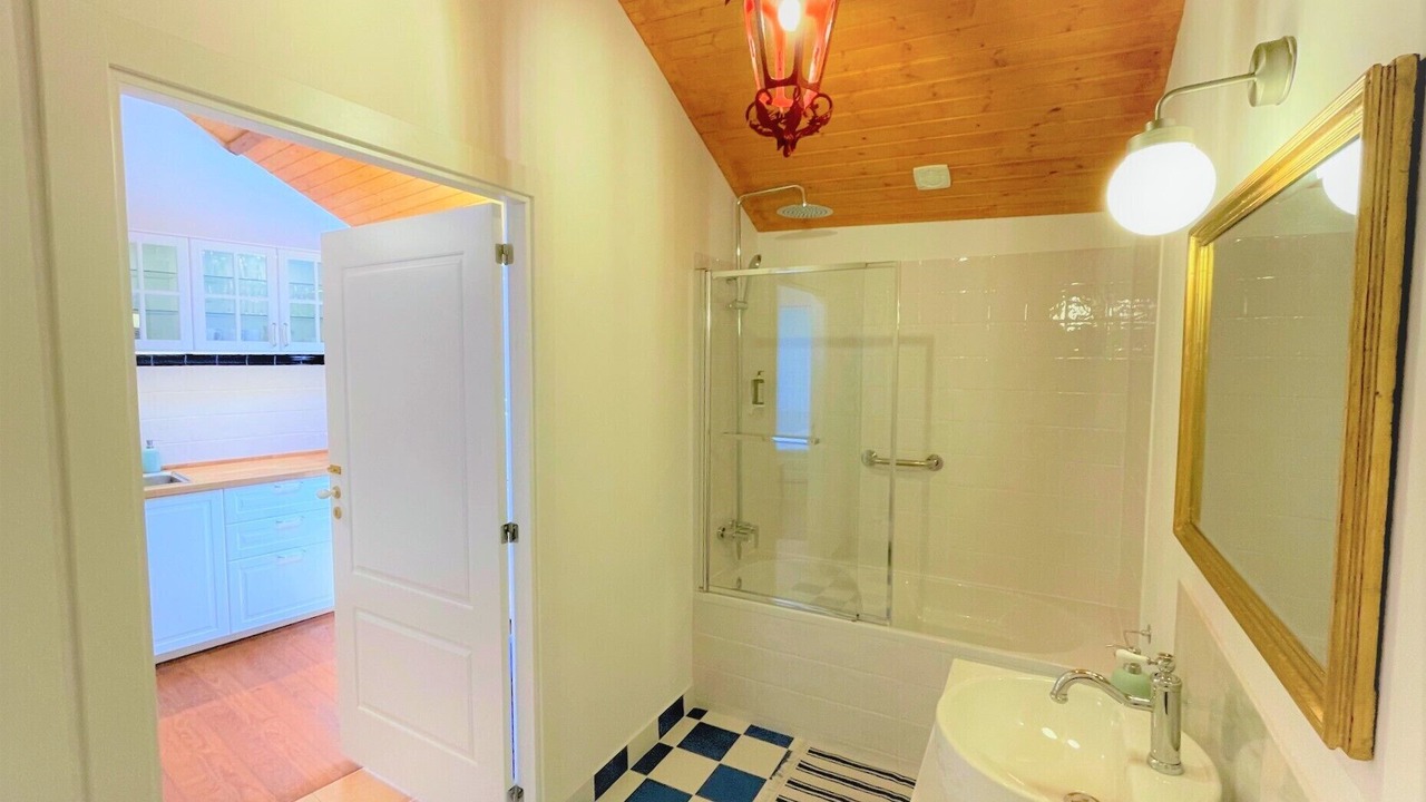 Photo of Bathroom in Centro / Baixa