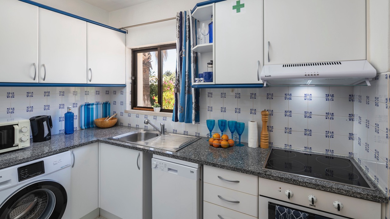 Photo of Kitchen in Carvoeiro