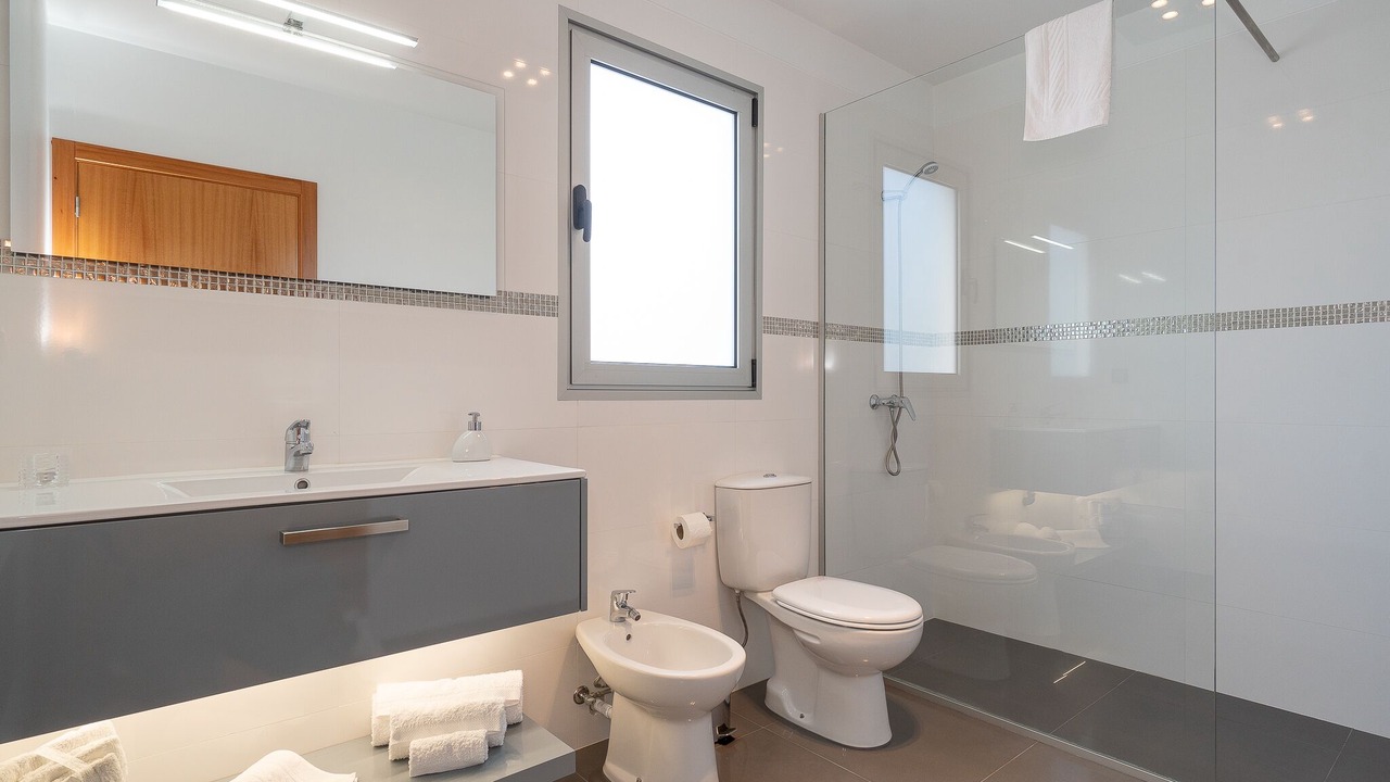 Photo of Bathroom in Arco da Calheta