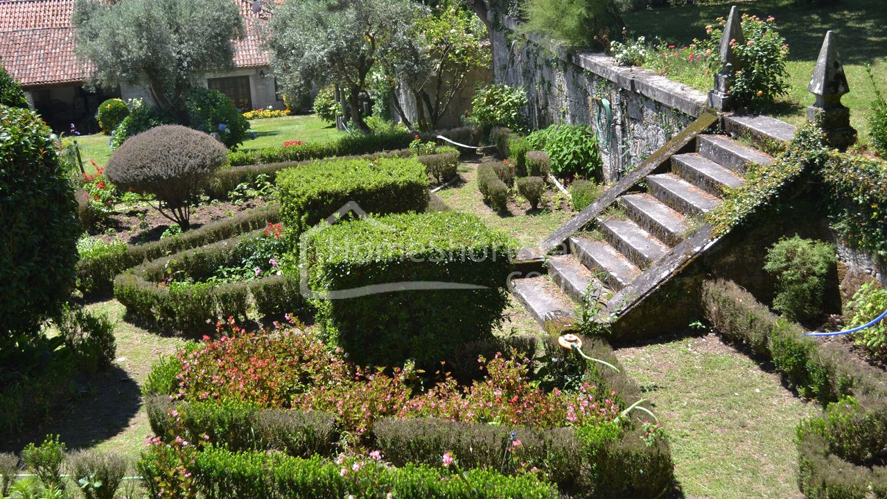 Photo of Outdoor in Anha